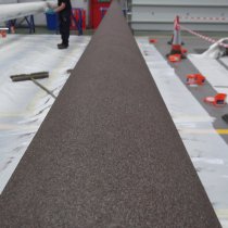 Powłoka Belzona 5892 z naniesionym kruszywem Belzona 9211 w celu eliminacji dalszego piaskowania